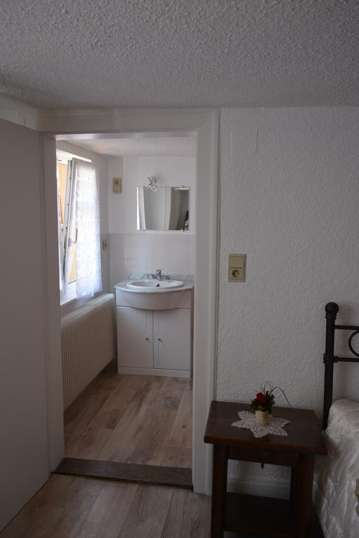 Location Alice Villa Ottrott Oda fotoğraf